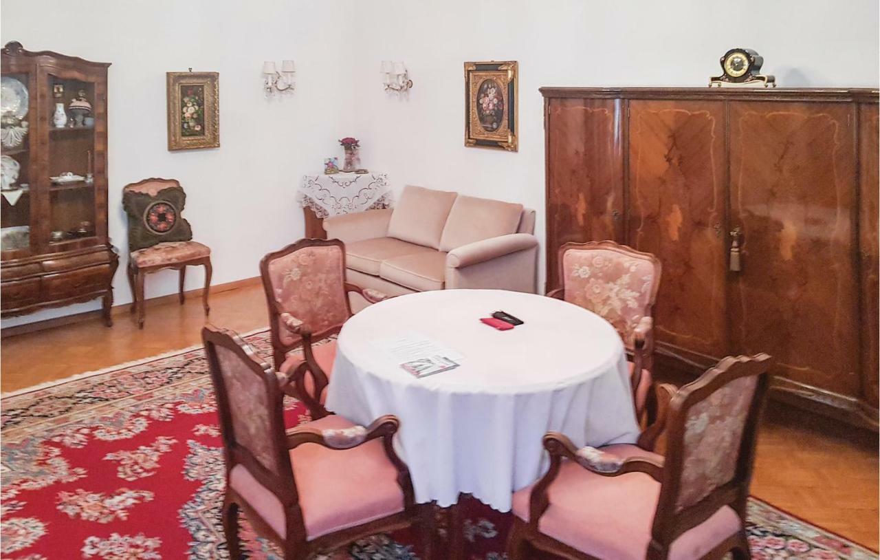 One-Bedroom Apartment In Wien Esterno foto