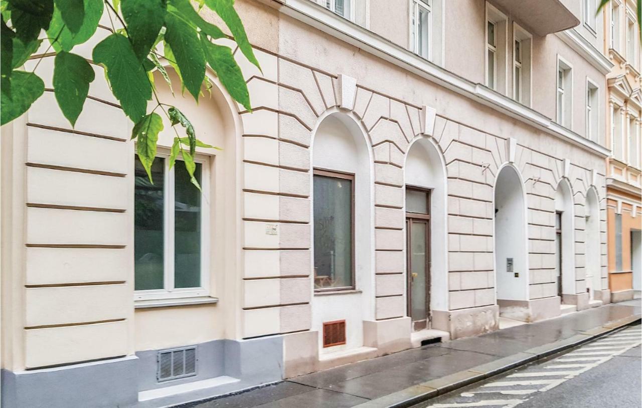 One-Bedroom Apartment In Wien Esterno foto